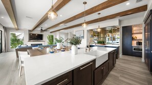 บ้านพัก, พร้อมสิ่งอำนวยความสะดวกสำหรับผู้พิการ | 5 ห้องนอน, อินเทอร์เน็ตความเร็วสูง