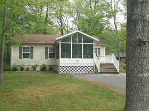 Exterior - Sunny Days (Ocean Pines)