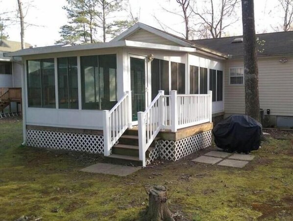 Exterior - Sunny Days (Ocean Pines)