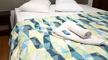 Wi-Fi de cortesia, roupa de cama