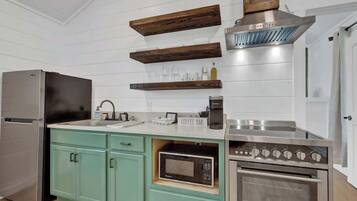 Cottage, 1 King Bed, Patio (1246 Cherry Mtn Loop) | Private kitchen | Coffee/tea maker