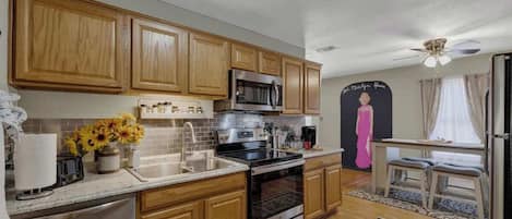 House, Multiple Beds, Patio, City View (812 W Austin St.) | Private kitchen | Coffee/tea maker