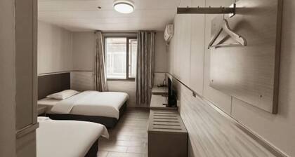 Yayuan Hostel