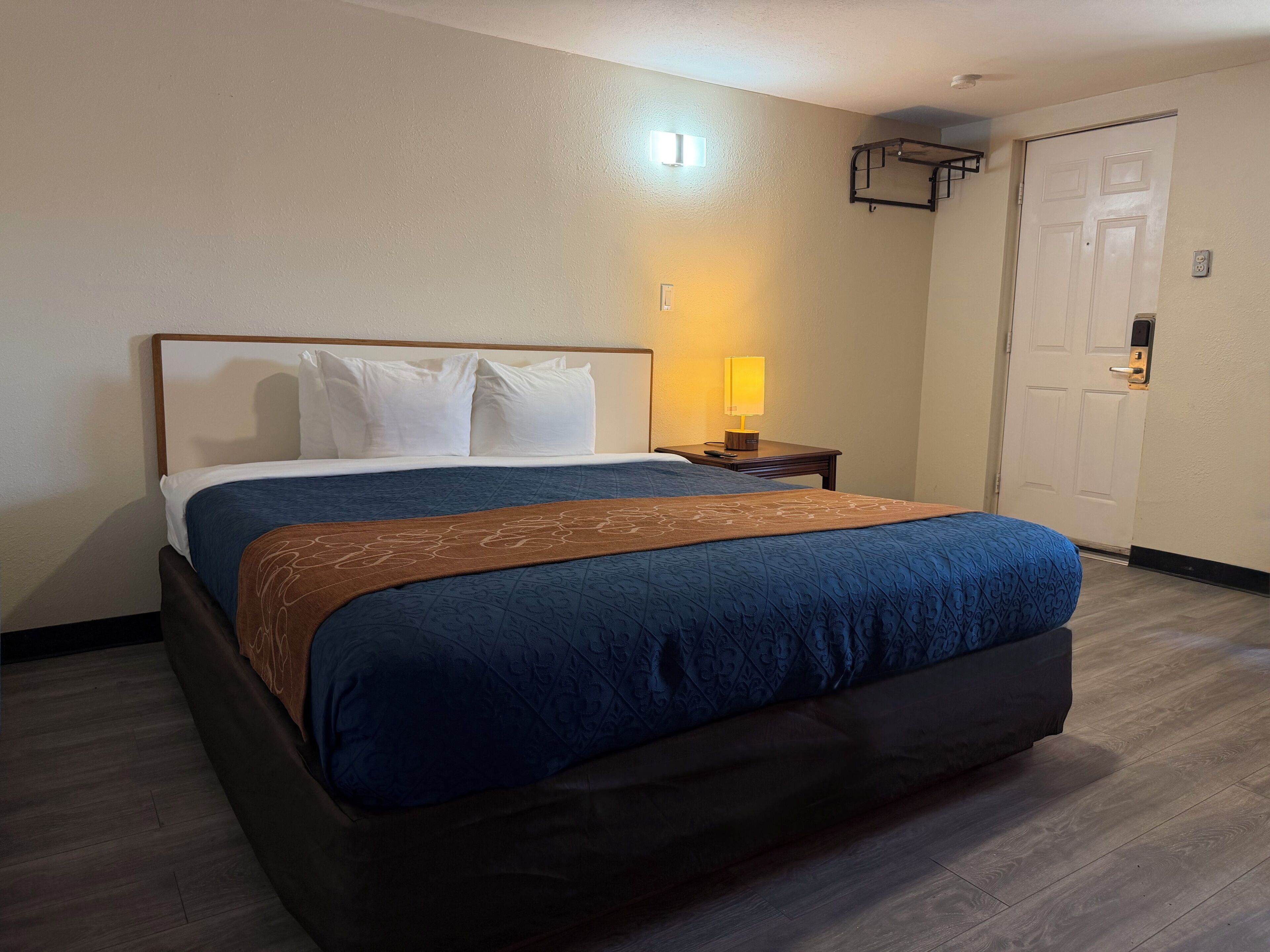 Economy Single Room
