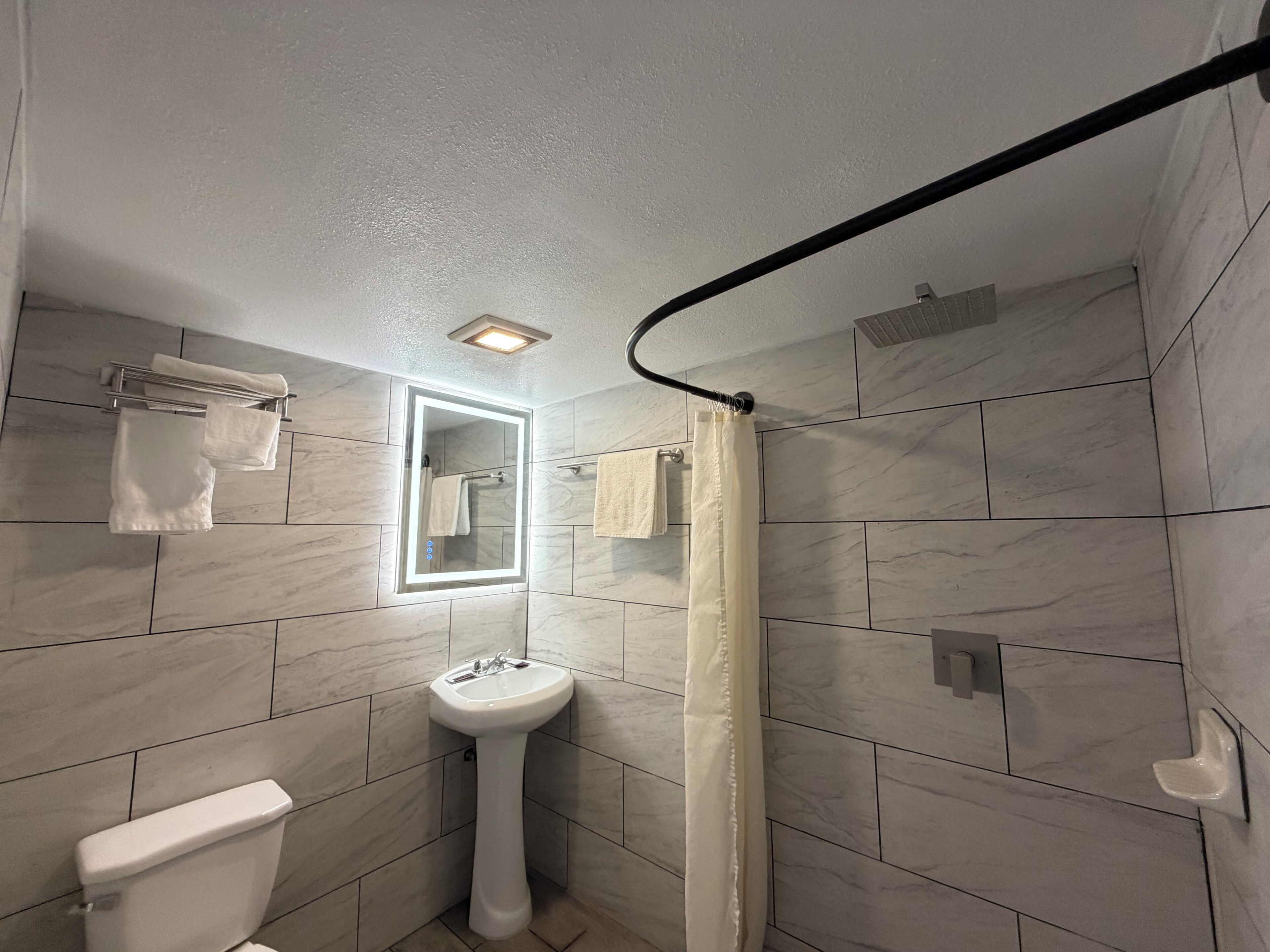 Towels, soap, shampoo, toilet paper