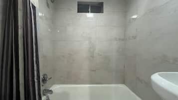 Standard Single Room | Bathroom