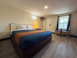 Economy Single Room | Free WiFi, bed sheets - Ponca Motel (Abilene)