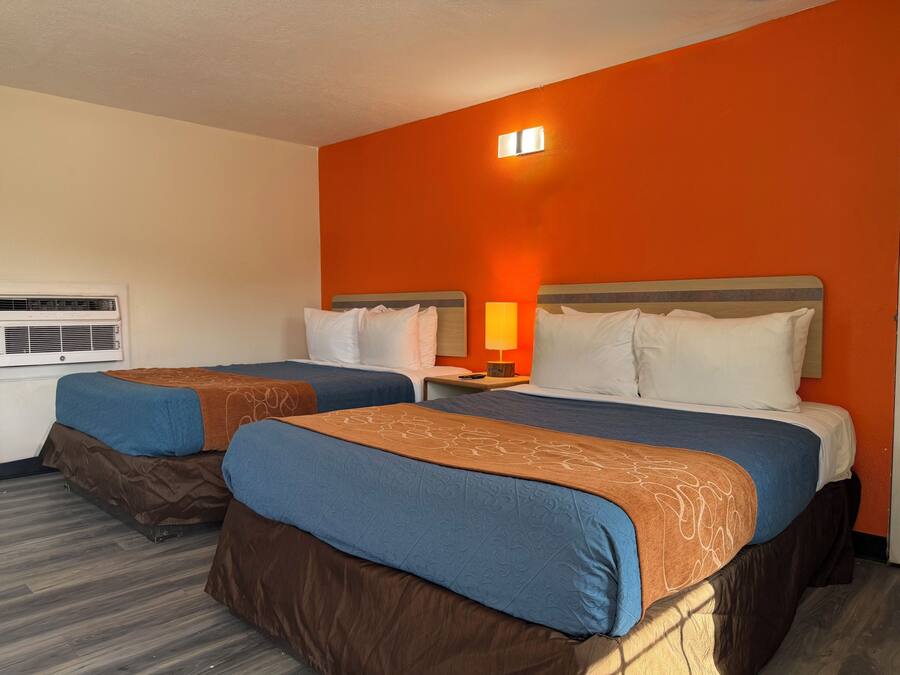 Chambre économique double | Accès au Wi-Fi (inclus), literie fournie