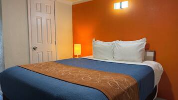 Standard Single Room | Free WiFi, bed sheets