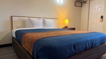 Economy Single Room | Free WiFi, bed sheets