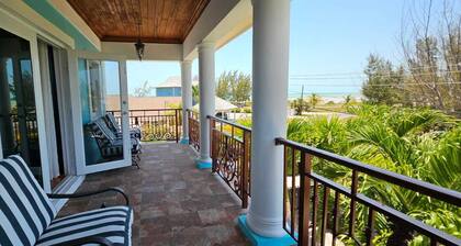 Ocean View Luxury Villa - Private Pool, AC & Wi-Fi, 5 Min Drive to Beach