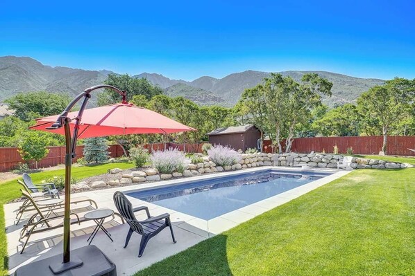 Unclassified image, 1 of 44, button - Sandy East Bench • Pool • Mountain Views • Hot Tub (Sandy)