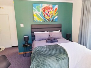 1 bedroom, in-room safe, iron/ironing board, free WiFi