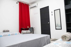 Comfort Quadruple Room, 2 Double Beds, Non Smoking, Private Bathroom | Premium bedding, desk, laptop workspace, free WiFi - Sulam Luxury Hotel Nicaragua (Managua)