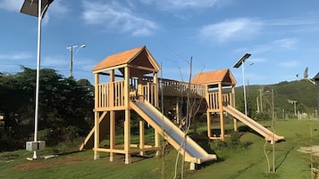 Cabaña, 2 habitaciones (05) | Área infantil