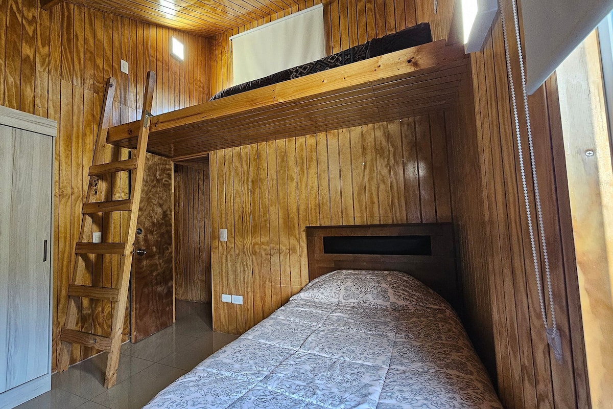 Cabin, 2 Bedrooms (02) | Individually decorated, individually furnished, free WiFi, bed sheets