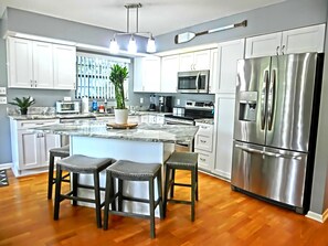 Uklassifisert bilde, 4 av 28, knapp