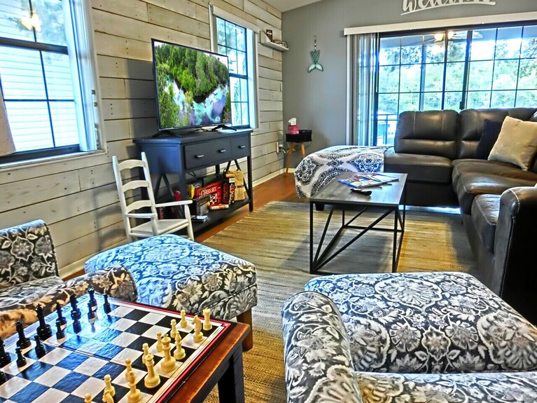 Swim Mat, Kayaks, Fire Pit! Pet Friendly - Paddlers Cove - Weeki Wachee River - Spring Hill, FL
