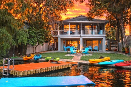 Swim Mat, Kayaks, Fire Pit! PET FRIENDLY - Paddlers Cove - Weeki Wachee River