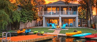 Swim Mat, Kayaks, Fire Pit! PET FRIENDLY - Paddlers Cove - Weeki Wachee River