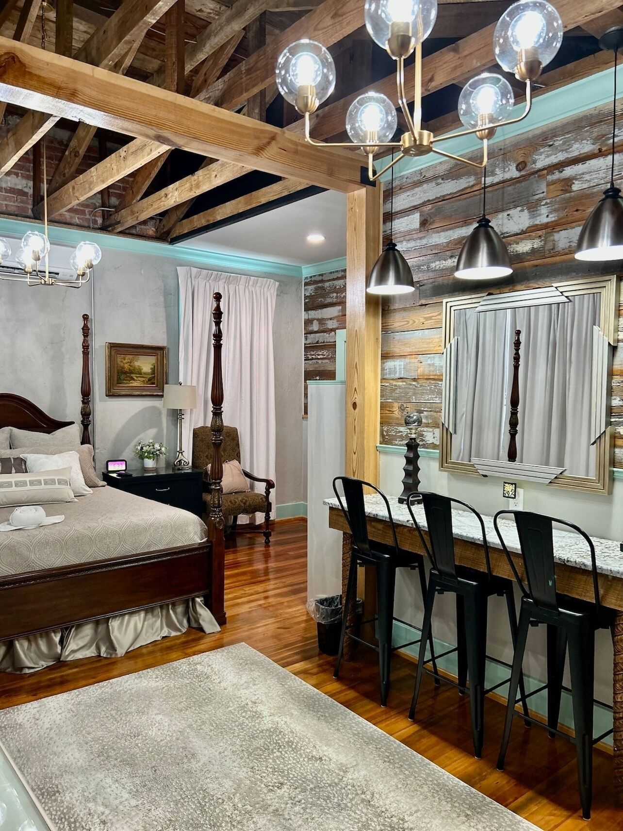 1 dormitorio, tabla de planchar con plancha, wifi gratis y ropa de cama