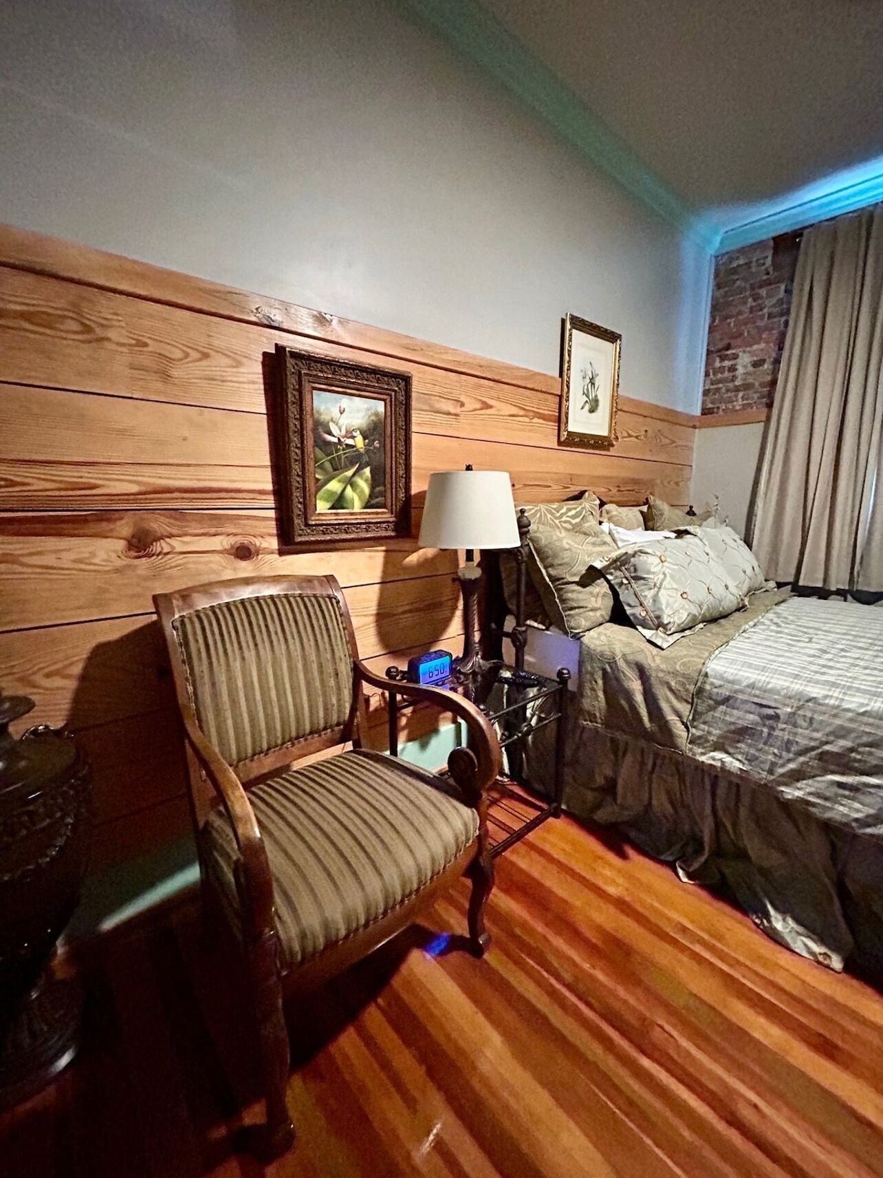 1 bedroom, iron/ironing board, WiFi (free), bed sheets