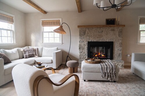 Cozy 3-bedroom chalet in fabulous Smoky Mountains - Breathtaking Views, AC, WiFi
