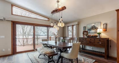 Skipping Rock Retreat on Fully Recreational Lake