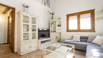 Televisie en een open haard