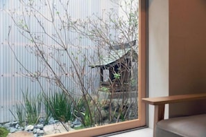 Unclassified image, 2 of 22, button - Bokuyado Nishijin (Kyoto)