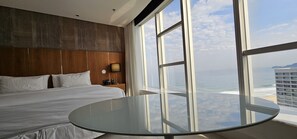 1 soverom, skrivebord, strykejern/-brett og wi-fi