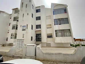 Buồng tắm vòi sen, khăn tắm 