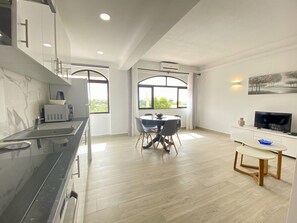 Private kitchen - Albufeira Central 6 by Homing (Albufeira)
