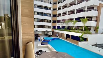 Apartamento | Piscina | Piscina interna