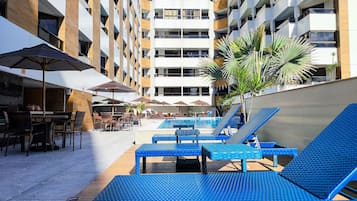 Apartment | Outdoor dining