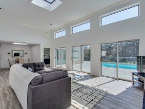 Smart TV, fireplace, video games, music library