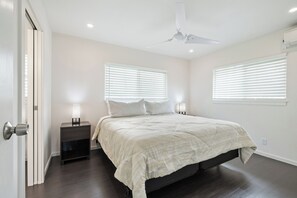 3 chambres, fer et planche à repasser, lit de bébé portatif, Wi-Fi