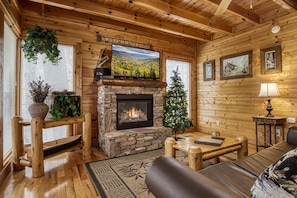 House, Multiple Beds (A Gatlinburg Haven #243) | Living area - A Gatlinburg Haven #243 (Gatlinburg)
