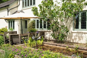 Cottage | Buiten dineren