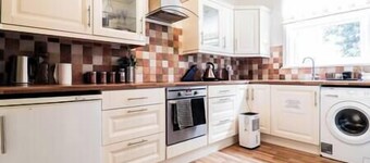 Fantastic 4 Bedroom House