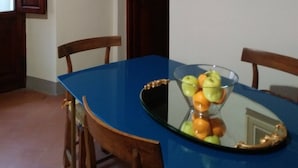 Apartamento, 2 habitaciones, vistas a la ciudad | Restauración