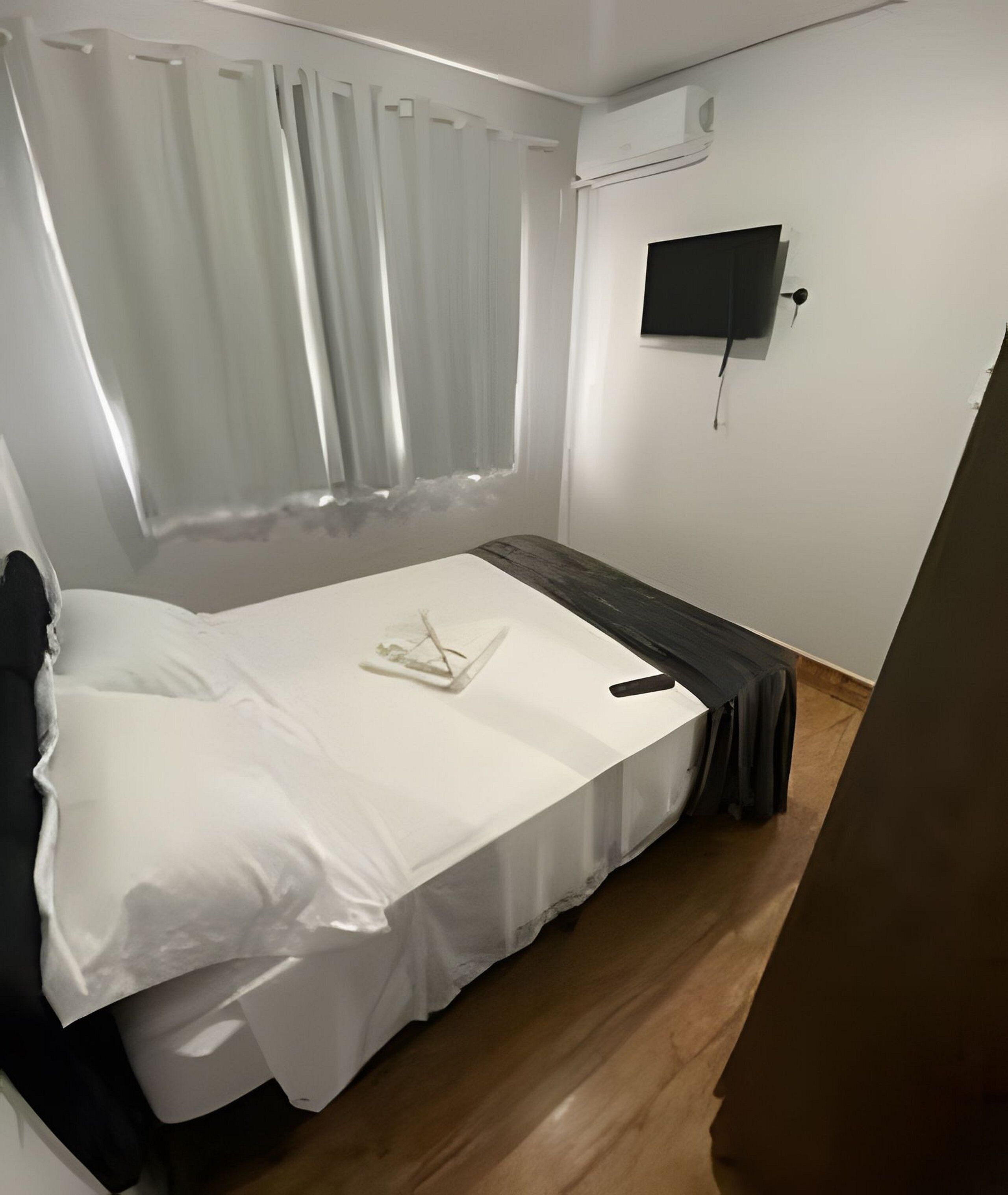 Apartment | Desk, laptop workspace, free WiFi