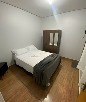 Departamento | 1 habitación, escritorio y espacio para trabajar con laptop 