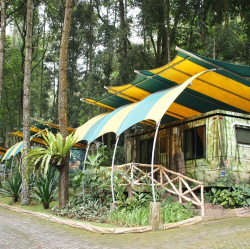 Safari Lodge Hotel