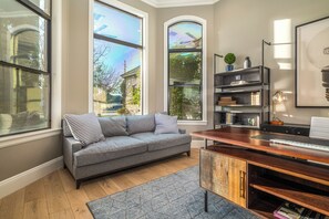 Hus, flere senger, adgang til basseng, fjellutsikt (104th Mesa) | Innvendig