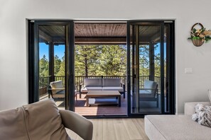 Fireplace - Cottonrose Flagstaff (Flagstaff)