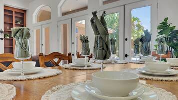 House, Multiple Beds, Pool Access, Mountain View (Cloud Chandler) | Dining