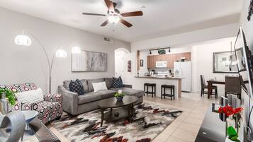 Condo, Multiple Beds, Pool Access, City View (Southern #1064 Mesa) | Living area