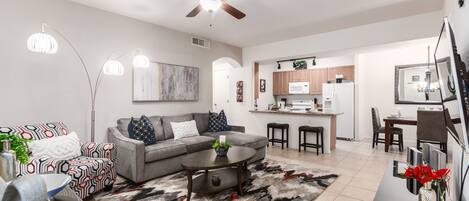 Condo, Multiple Beds, Pool Access, City View (Southern #1064 Mesa) | Living area