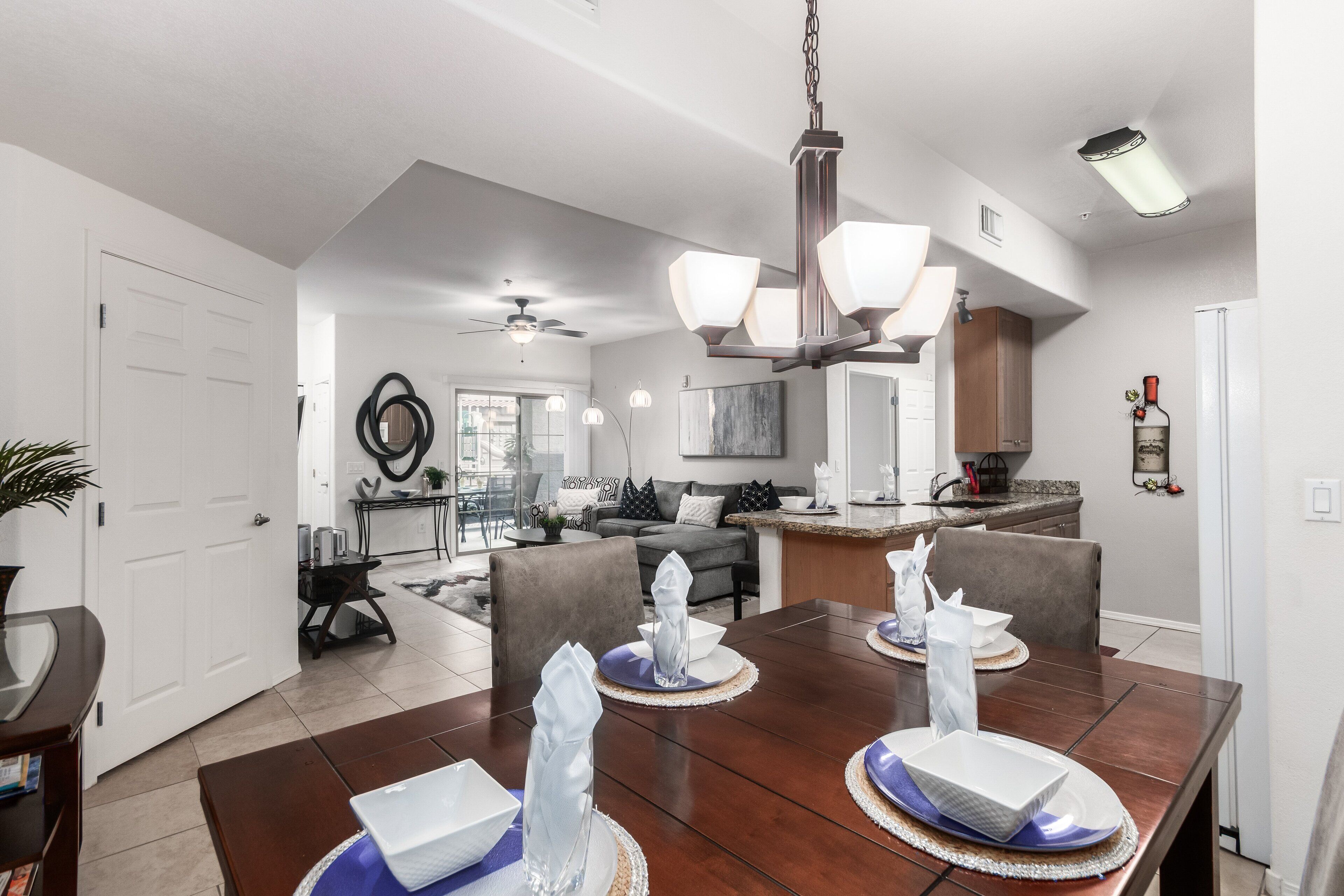 Condo, Multiple Beds, Pool Access, City View (Southern #1064 Mesa) | Dining